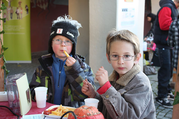 Herbstmarkt-2011_FamilienSpielRaumFest-2011_IMG_9152.jpg