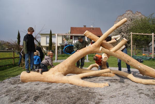 Kindergarten-Ziegelbach_Spielplatzerweiterung_2011-04_DSC06723.jpg