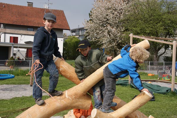 Kindergarten-Ziegelbach_Spielplatzerweiterung_2011-04_DSC06733.jpg