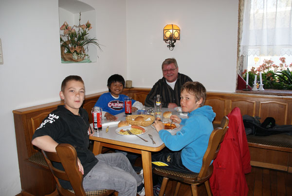Seeuferreinigung-2011_DSC06772.jpg
