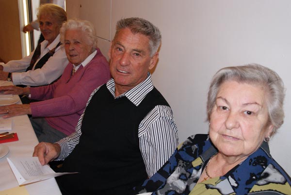 Seniorenweihnachtsfeier-2011_DSC08615.jpg