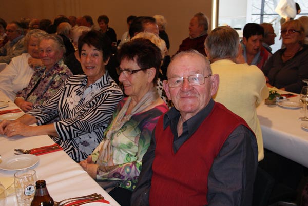 Seniorenweihnachtsfeier-2011_DSC08619.jpg