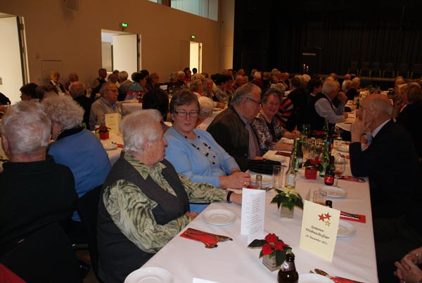 Seniorenweihnachtsfeier-2011_DSC08660.jpg