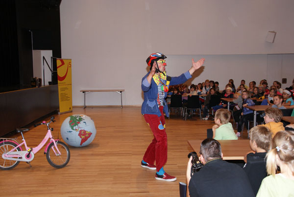 Umweltwoche_Klimaschutzclown_2011_DSC07744.jpg