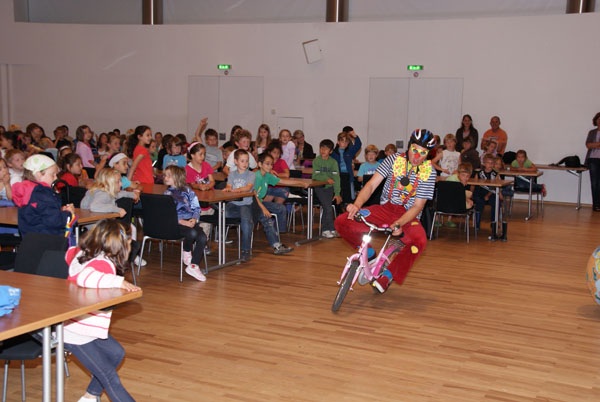 Umweltwoche_Klimaschutzclown_2011_DSC07750.jpg