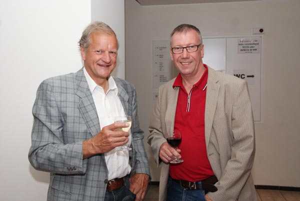 Aufbahrungshalle_Kunstwerk-Lissy_Einweihung_2012-06-09_DSC00093.jpg