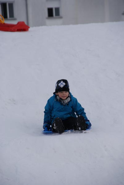 Winter_Kinder_Volksschule-1a_Rodeln_2012_DSC01175_1.jpg