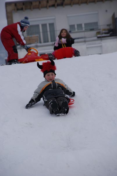 Winter_Kinder_Volksschule-1a_Rodeln_2012_DSC01182.jpg