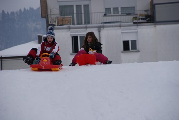 Winter_Kinder_Volksschule-1a_Rodeln_2012_DSC01186.jpg