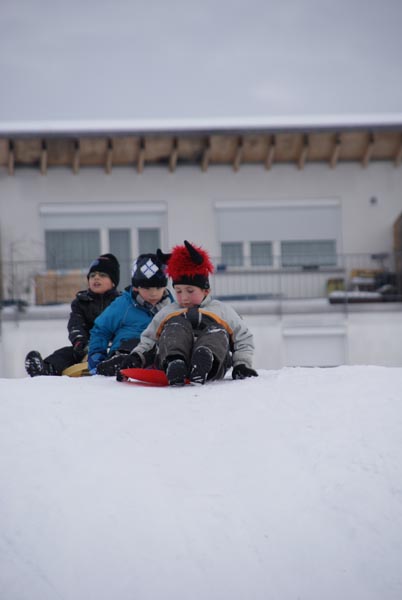 Winter_Kinder_Volksschule-1a_Rodeln_2012_DSC01190.jpg