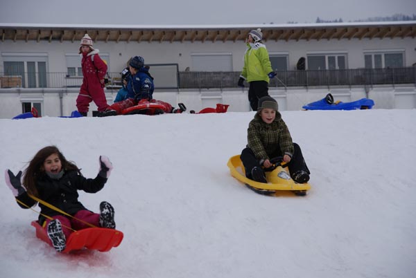 Winter_Kinder_Volksschule-1a_Rodeln_2012_DSC01210.jpg