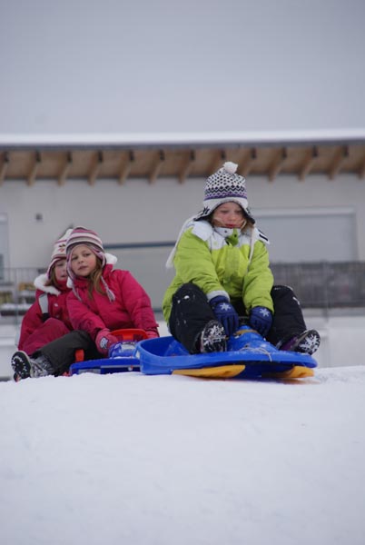 Winter_Kinder_Volksschule-1a_Rodeln_2012_DSC01221.jpg