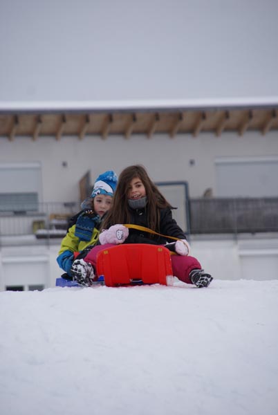 Winter_Kinder_Volksschule-1a_Rodeln_2012_DSC01222.jpg