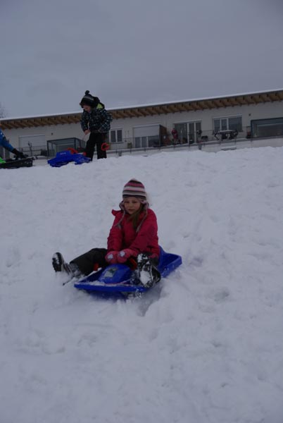 Winter_Kinder_Volksschule-1a_Rodeln_2012_DSC01225.jpg