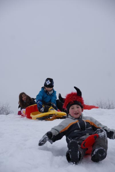 Winter_Kinder_Volksschule-1a_Rodeln_2012_DSC01252.jpg