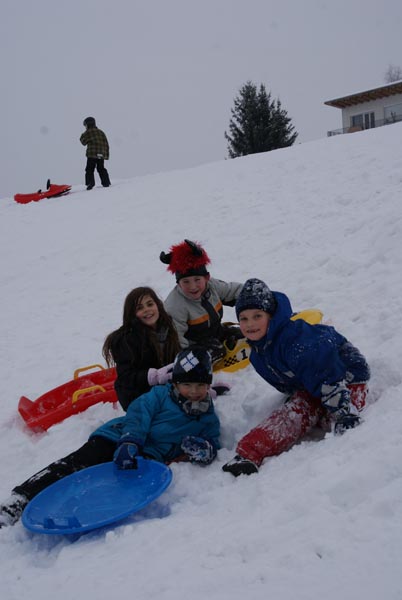 Winter_Kinder_Volksschule-1a_Rodeln_2012_DSC01267.jpg