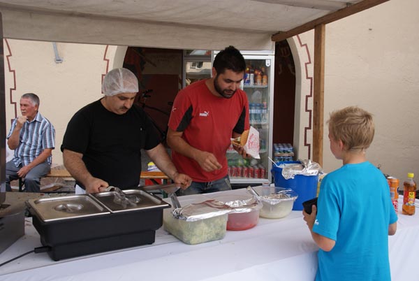 Ferienprogramm-2013_Abschlussfest+Sommermarkt_2013-09_DSC02680.jpg