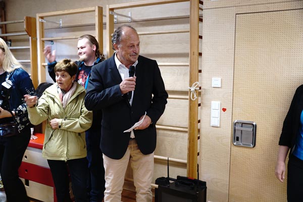 Eroeffnung_der_neuen_Raeumlichkeiten_KIGA_u._KIBE_Dorf+Brantmann_2019-05-11_DSC04051.jpg