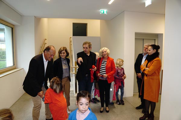 Eroeffnung_der_neuen_Raeumlichkeiten_KIGA_u._KIBE_Dorf+Brantmann_2019-05-11_DSC04162.jpg
