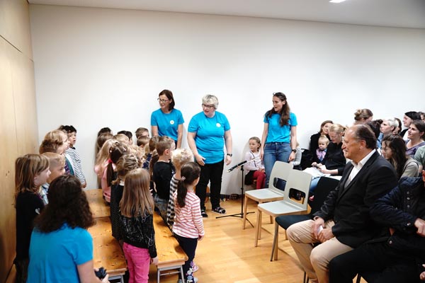 Eroeffnung_der_neuen_Raeumlichkeiten_KIGA_u._KIBE_Dorf+Brantmann_2019-05-11_DSC04197.jpg