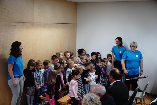 Eroeffnung_der_neuen_Raeumlichkeiten_KIGA_u._KIBE_Dorf+Brantmann_2019-05-11_DSC04198.jpg
