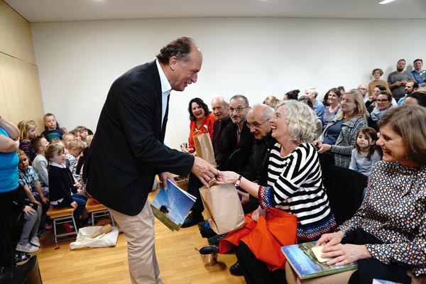 Eroeffnung_der_neuen_Raeumlichkeiten_KIGA_u._KIBE_Dorf+Brantmann_2019-05-11_DSC04265.jpg