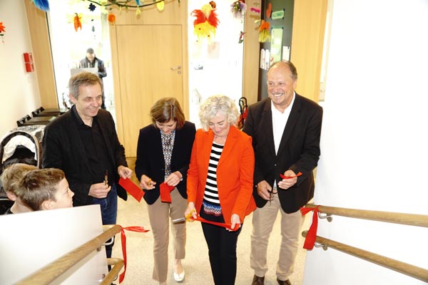 Eroeffnung_der_neuen_Raeumlichkeiten_KIGA_u._KIBE_Dorf+Brantmann_2019-05-11_DSC04274.jpg