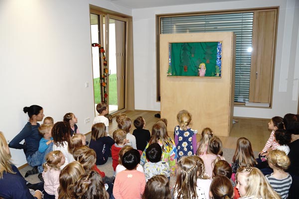 Eroeffnung_der_neuen_Raeumlichkeiten_KIGA_u._KIBE_Dorf+Brantmann_2019-05-11_DSC04308.jpg