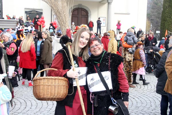 Faschingsumzug_2019-03-02_IMG_9526.jpg