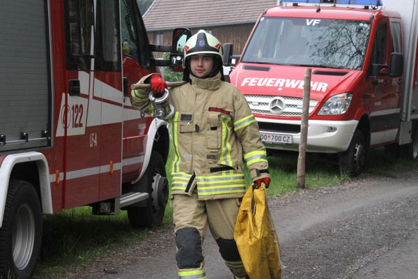 Feuerwehr_Leiblachtal_Waldbranduebung_2019-04-12_016-IMG_2282.jpg