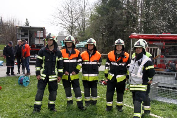Feuerwehr_Leiblachtal_Waldbranduebung_2019-04-12_056-IMG_2335.jpg