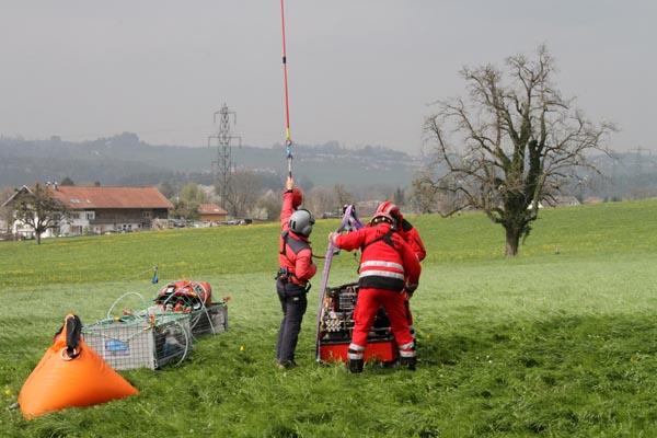 Feuerwehr_Leiblachtal_Waldbranduebung_2019-04-12_075-IMG_2356.jpg