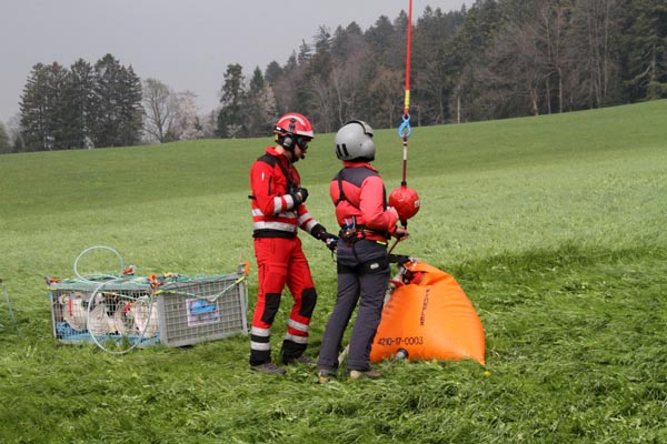 Feuerwehr_Leiblachtal_Waldbranduebung_2019-04-12_082-IMG_2365.jpg